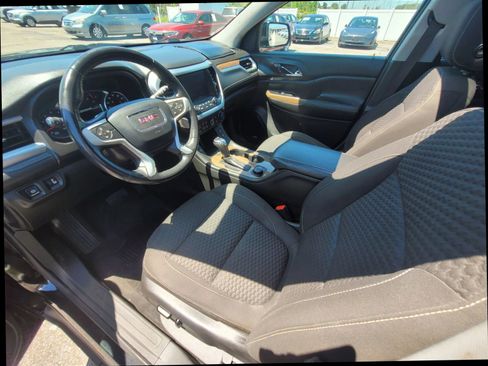 Used 2017 GMC Acadia SLE w/ Driver Alert Package I FWD image 29
