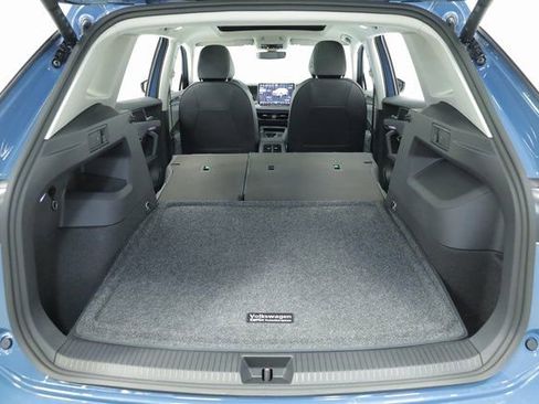 New 2026 Volkswagen Tiguan SE image 35