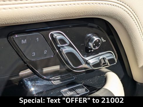 Used 2022 Land Rover Range Rover Westminster Edition image 23