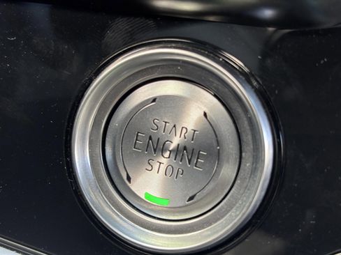 Used 2024 Chevrolet Corvette Stingray Coupe w/ Z51 Performance Package image 30