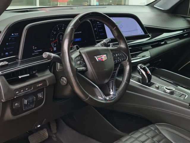 Used 2023 Cadillac Escalade ESV V w/ Heavy-Duty Trailer Package AWD/4WD image 7