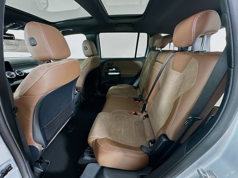 New 2026 Mercedes-Benz GLB 250 image 26
