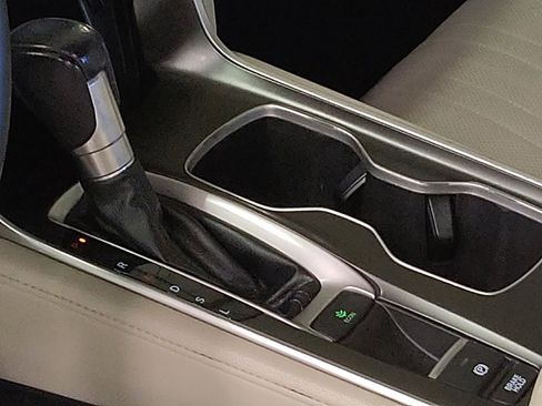 Used 2020 Honda Accord EX-L image 26