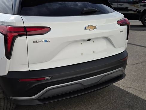 Certified 2024 Chevrolet Blazer EV LT AWD/4WD image 5