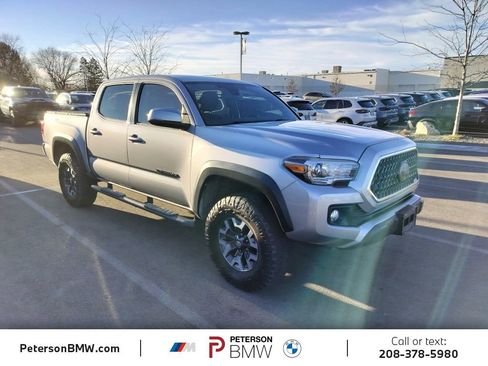 Used 2018 Toyota Tacoma TRD Off-Road image 4