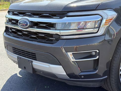 Used 2024 Ford Expedition Max Limited AWD/4WD image 26