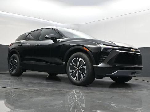 New 2026 Chevrolet Blazer EV LT FWD image 37