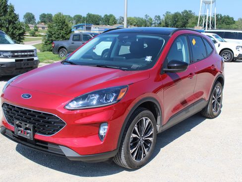 Used 2022 Ford Escape SEL w/ SEL Stealth AWD Package image 2