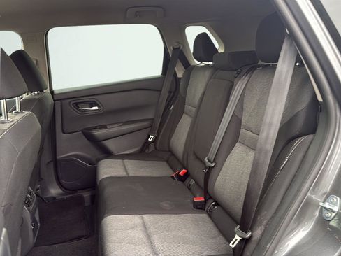 Used 2025 Nissan Rogue SV image 20