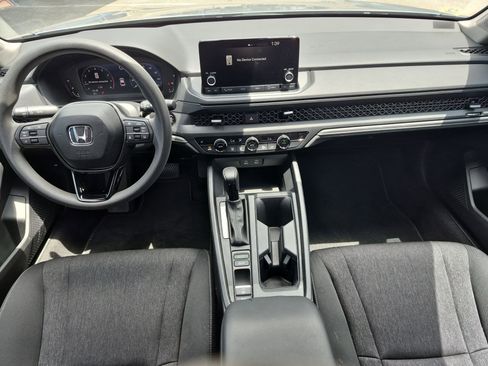 Used 2025 Honda Accord SE image 16