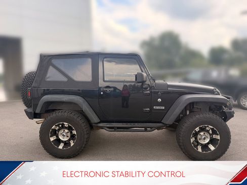 Used 2012 Jeep Wrangler Sport AWD/4WD image 7