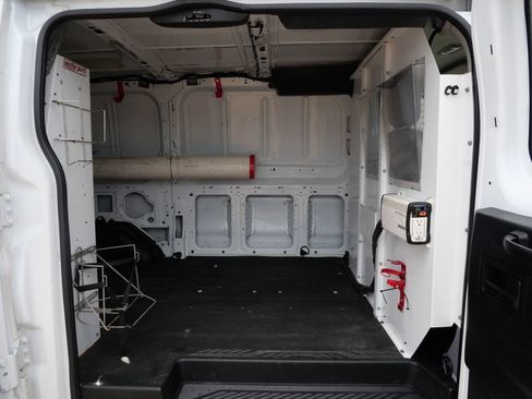 Used 2016 Ford Transit 150 130 Low Roof RWD image 26