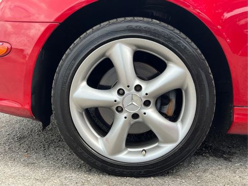 Used 2005 Mercedes-Benz CLK 320 Cabriolet image 10