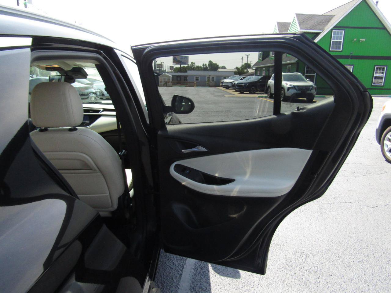Used 2020 Buick Encore GX Select FWD image 21