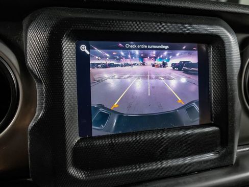 Used 2020 Jeep Gladiator Sport w/ Quick Order Package 24S image 22