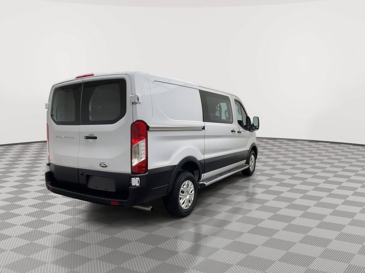 Used 2025 Ford Transit 250 Low Roof w/ Exterior Upgrade Package RWD image 29
