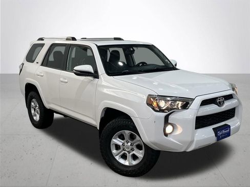 Used 2019 Toyota 4Runner SR5 Premium image 7
