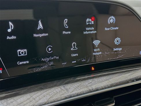 Used 2021 Cadillac Escalade ESV Premium Luxury image 15