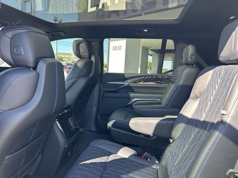 New 2026 Cadillac Escalade IQL Sport 1 w/ LPO, ONYX Package image 17
