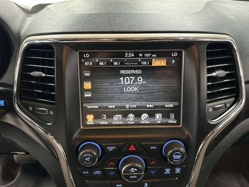 Used 2015 Jeep Grand Cherokee Altitude AWD/4WD image 16