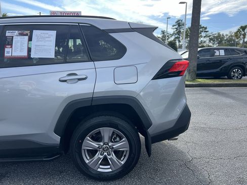 Used 2022 Toyota RAV4 XLE image 8
