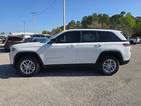 New 2026 Jeep Grand Cherokee Laredo X AWD/4WD image 6