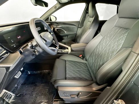 New 2025 Audi SQ5 Premium Plus image 17