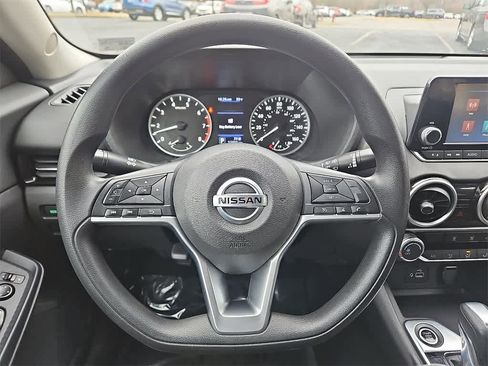 Used 2020 Nissan Sentra S image 18