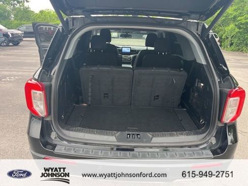 Used 2022 Ford Explorer XLT w/ Equipment Group 202A image 11