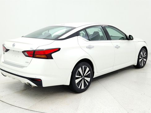 Used 2019 Nissan Altima 2.5 SL AWD/4WD image 5