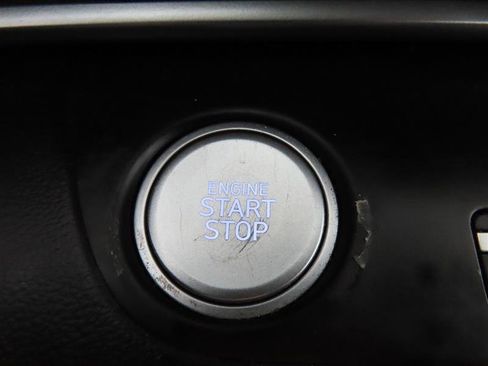 Used 2023 Hyundai Elantra SEL w/ Convenience Package FWD image 13