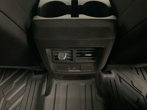 Certified 2026 Chevrolet Colorado LT image 30