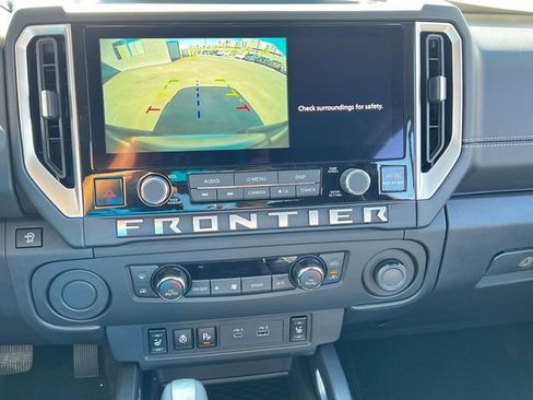 New 2025 Nissan Frontier SV w/ SV Convenience Package image 19
