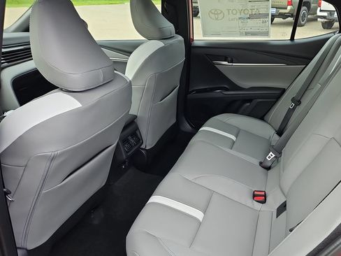 New 2026 Toyota Camry Hybrid AWD/4WD image 20