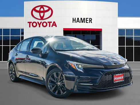New 2026 Toyota Corolla SE FWD image 1
