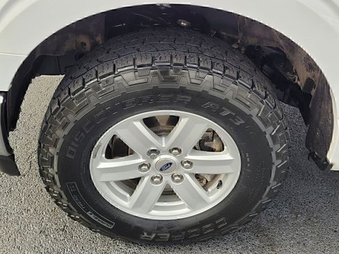 Used 2021 Ford F150 XLT w/ Trailer Tow Package image 14