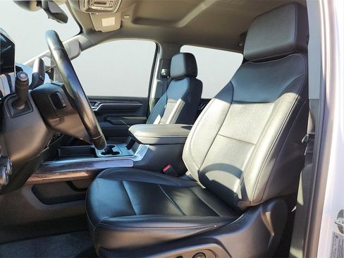 Used 2024 Chevrolet Silverado 2500 LTZ w/ LTZ Convenience Package image 17