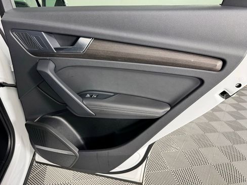 Used 2024 Audi Q5 2.0T Premium Plus image 30