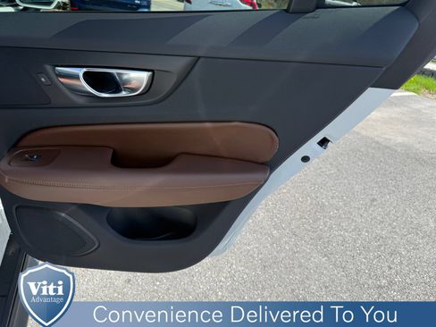Certified 2025 Volvo V60 B5 Cross Country Plus AWD/4WD image 26