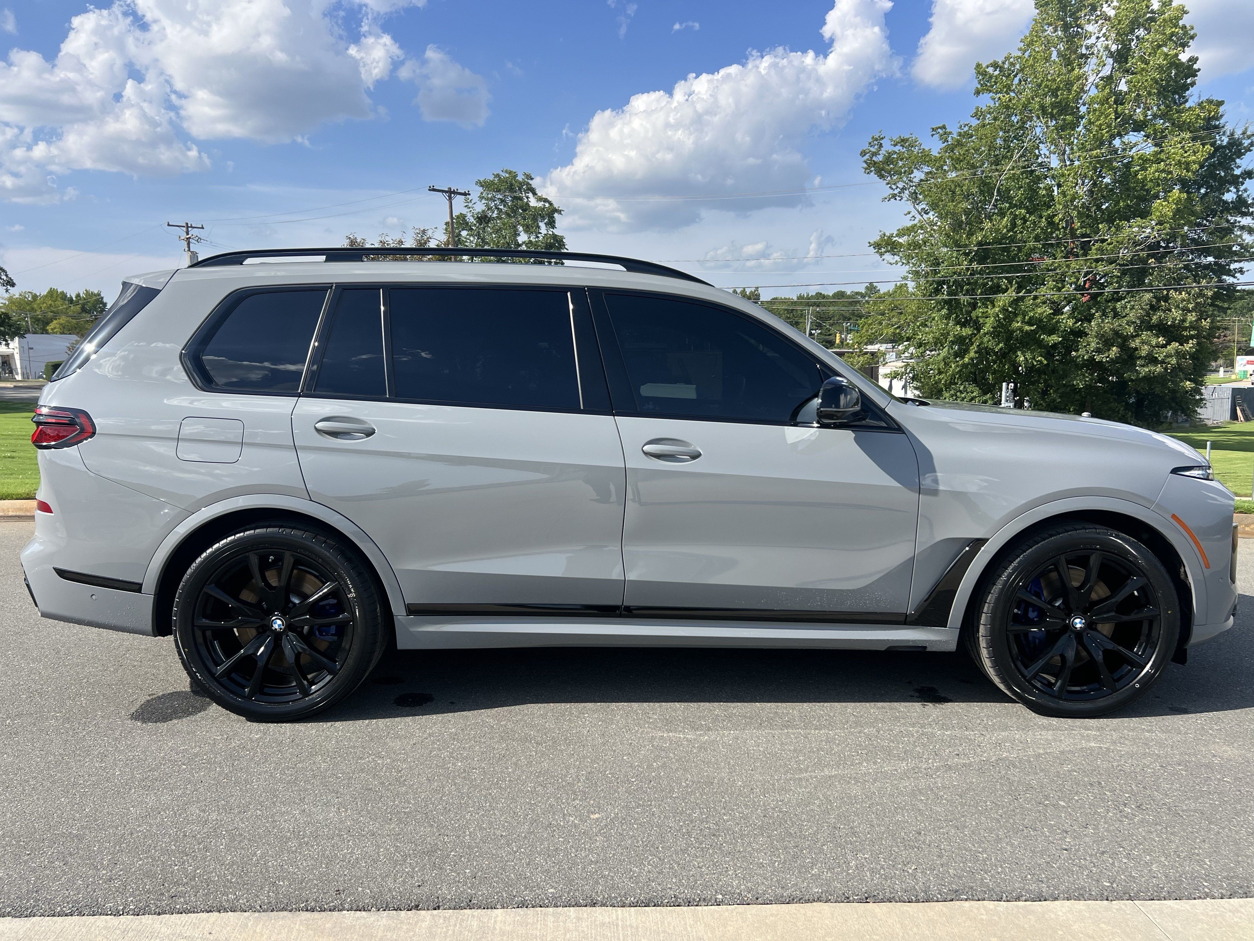 Used 2024 BMW X7 M60i w/ Executive Package AWD/4WD image 9