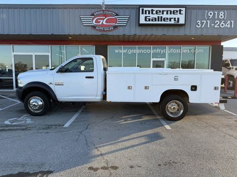 Used 2017 RAM 4500 Tradesman w/ Power & Remote Entry Group image 4