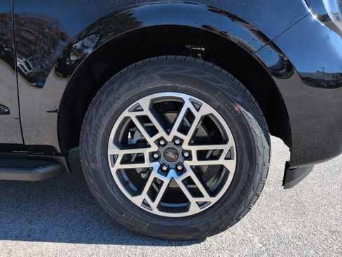 New 2025 Ford Expedition Max Active image 10