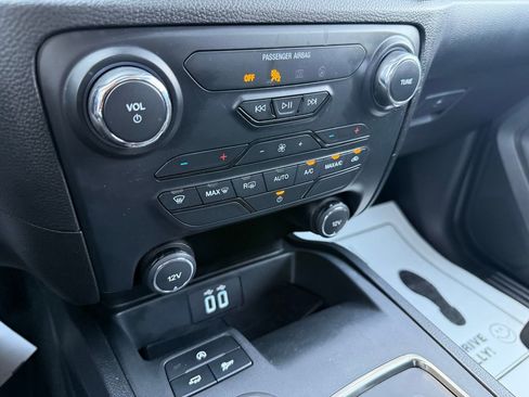 Used 2020 Ford Ranger XLT w/ Equipment Group 301A Mid AWD/4WD image 16