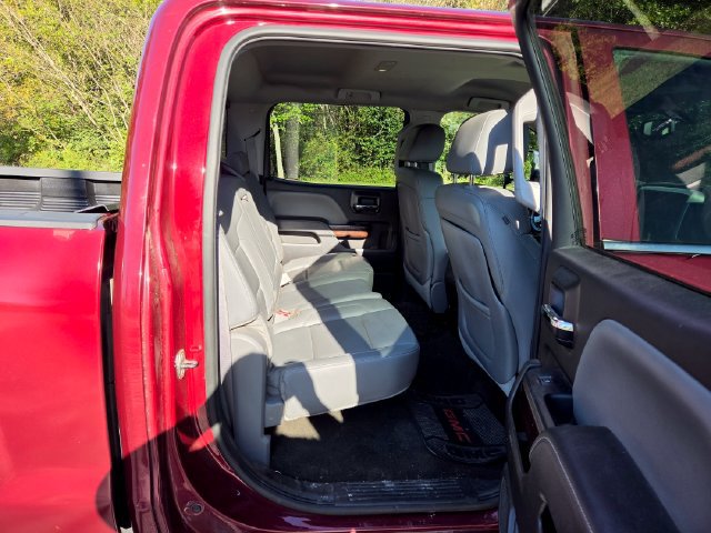 Used 2015 GMC Sierra 1500 SLT w/ SLT Preferred Package AWD/4WD image 31