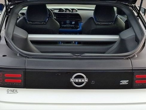 Certified 2025 Nissan Z Performance w/ Floor Mat Package RWD image 29