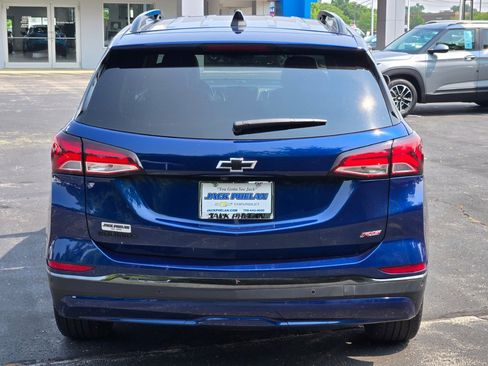 Used 2022 Chevrolet Equinox RS w/ Infotainment Package image 12
