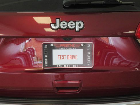 Used 2017 Jeep Grand Cherokee Limited AWD/4WD image 69
