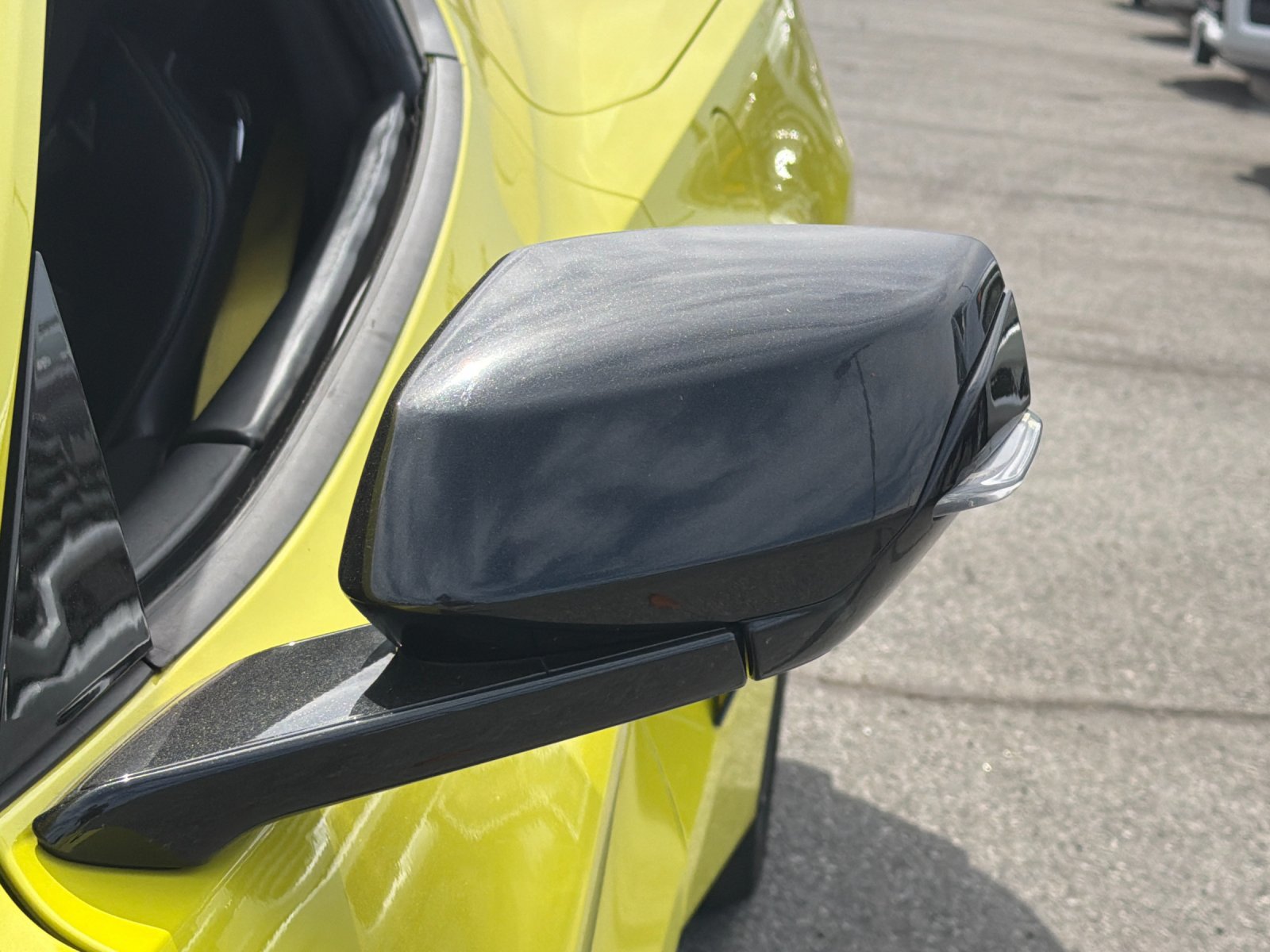 Used 2020 Chevrolet Corvette Stingray Premium Cpe w/ 3LT Preferred Equipment Group RWD image 40