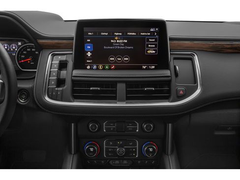 Certified 2024 Chevrolet Suburban Premier AWD/4WD image 10
