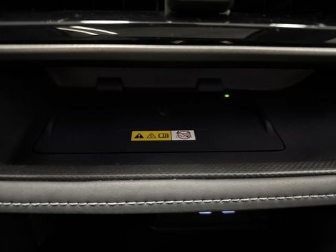 Used 2024 Toyota Highlander Limited image 24